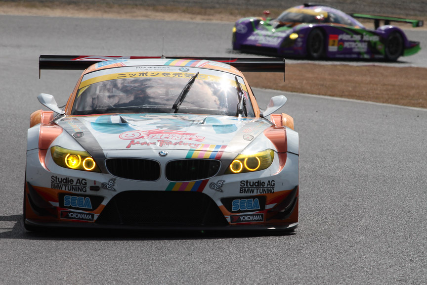 4号車に迫るがピットインまで抜くことはできなかった