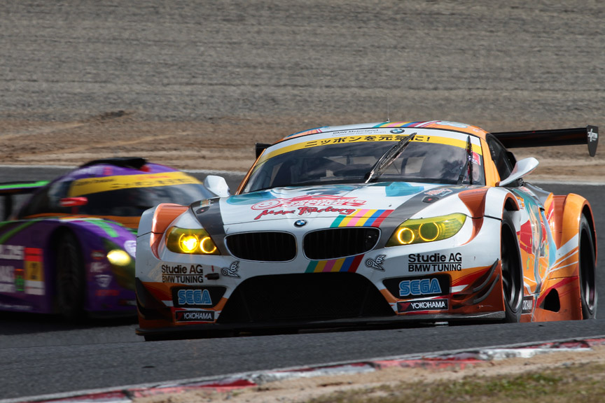 4号車に迫るがピットインまで抜くことはできなかった