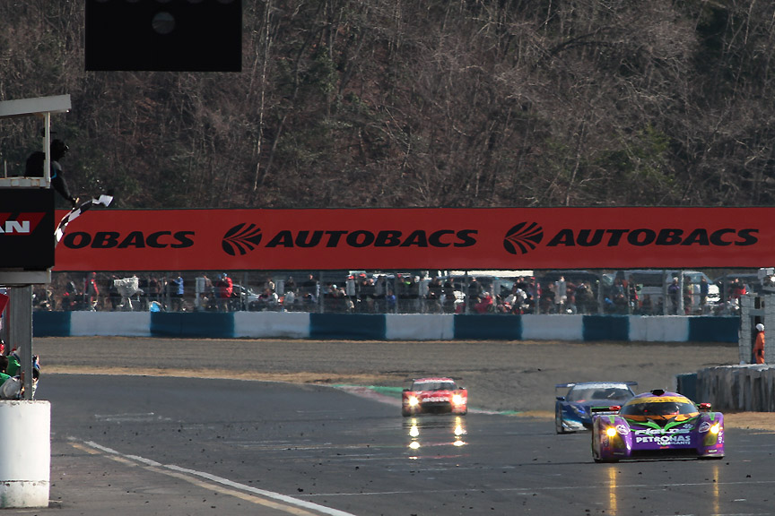 7位でチェッカーを受けた