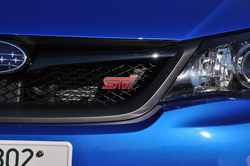 STIバッヂは各所にあるもののspec.Cであることを主張するものはない