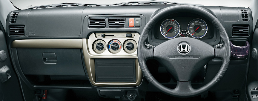 バモス ホビオ G（2WD/3速AT）インパネ