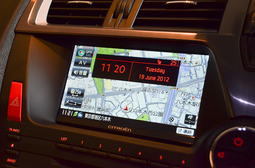ディーラーオプションのカーナビ