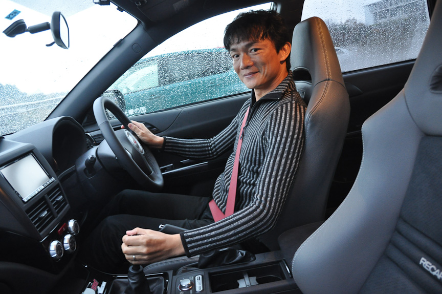 触り心地も変更されたレカロ製バケットタイプシート