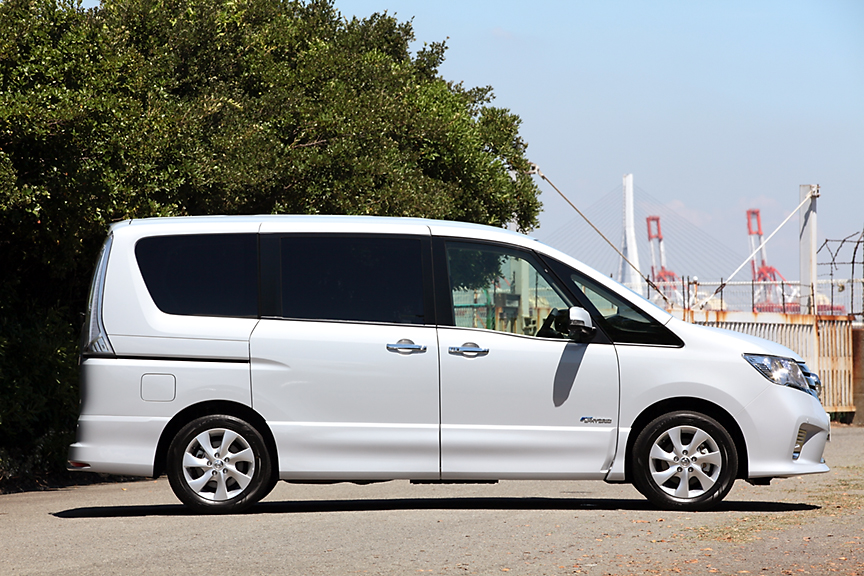 試乗車はハイウェイスターG S-HYBRID。ボディーサイズは4770×1735×1865mm（全長×全幅×全高）、ホイールベース2860mm。車両重量は1660kg