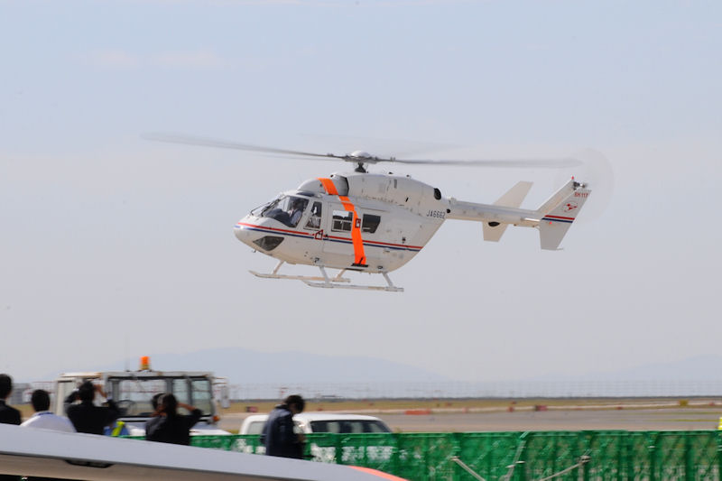 川崎重工業製「BK117B-1」。ボディーのペイントから防災ヘリとして使用されているようだ