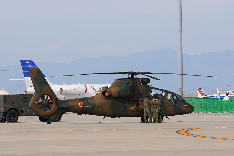 陸上自衛隊所属の「OH-1」