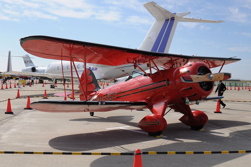 WACO Classic Aircraft製の複葉機「Waco YMF-F5C」