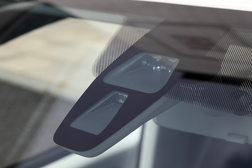 シティーエマージェンシーブレーキのセンサー