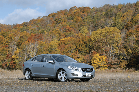 写真で見るボルボ V60 S60 13年モデル Car Watch