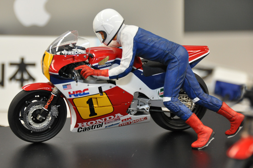 フィギュアと組み合わせた作例