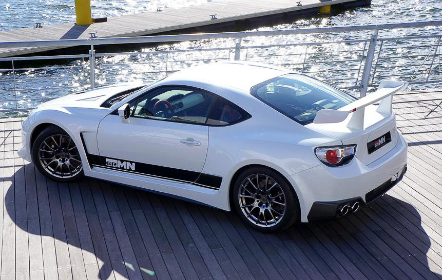 昨年の「第40回ニュルブルクリンク24時間耐久レース」で公開された「SPORTS FR Concept」