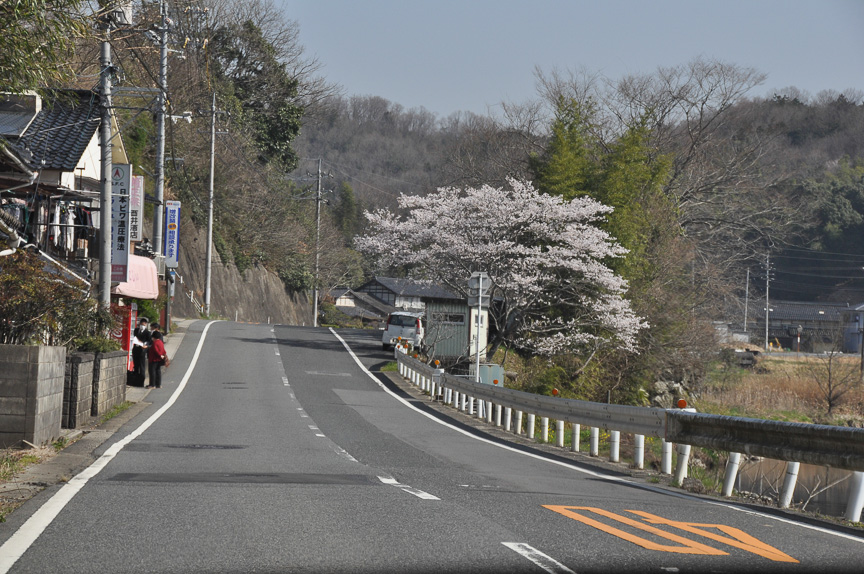 岡山テストコース周辺の一般道も試乗。ところどころに凹凸もあるが、VE303装着車はそれらをしなやかに越えていった