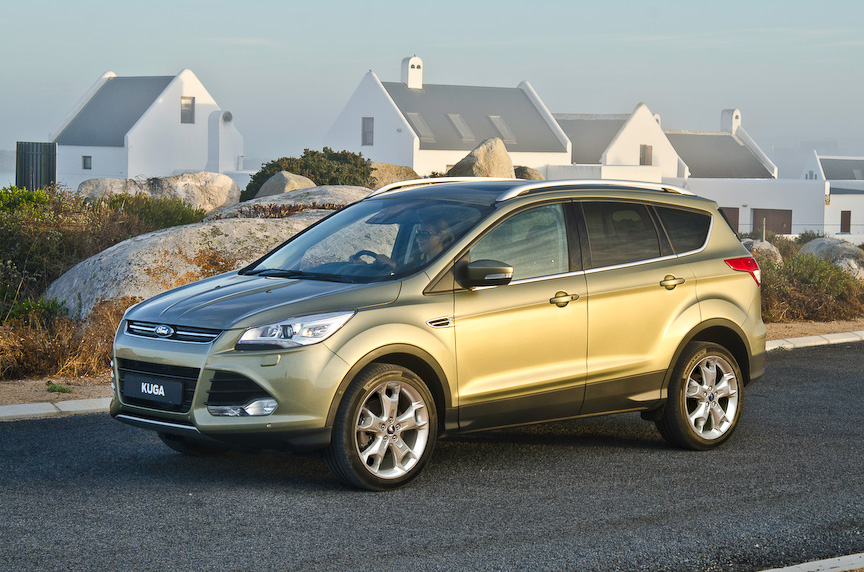 新型クーガのボディーサイズは4540×1840×1710mm（全長×全幅×全高）で、従来モデルから全長は95mm長く、全幅は10mm狭くなった