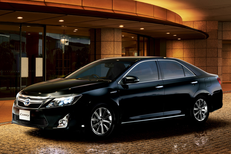 ハイブリッド“Gパッケージ・PREMIUM BLACK”