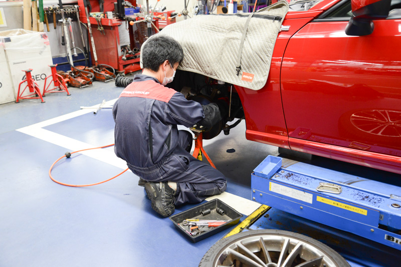 プロの仕事には、とにかく迷いがない。次に何をすべきか、頭に入っているからだろう