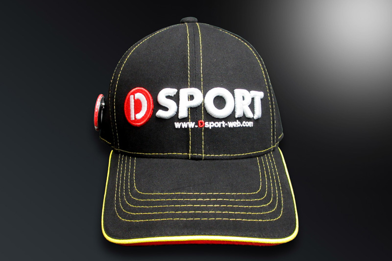 キャップを前から