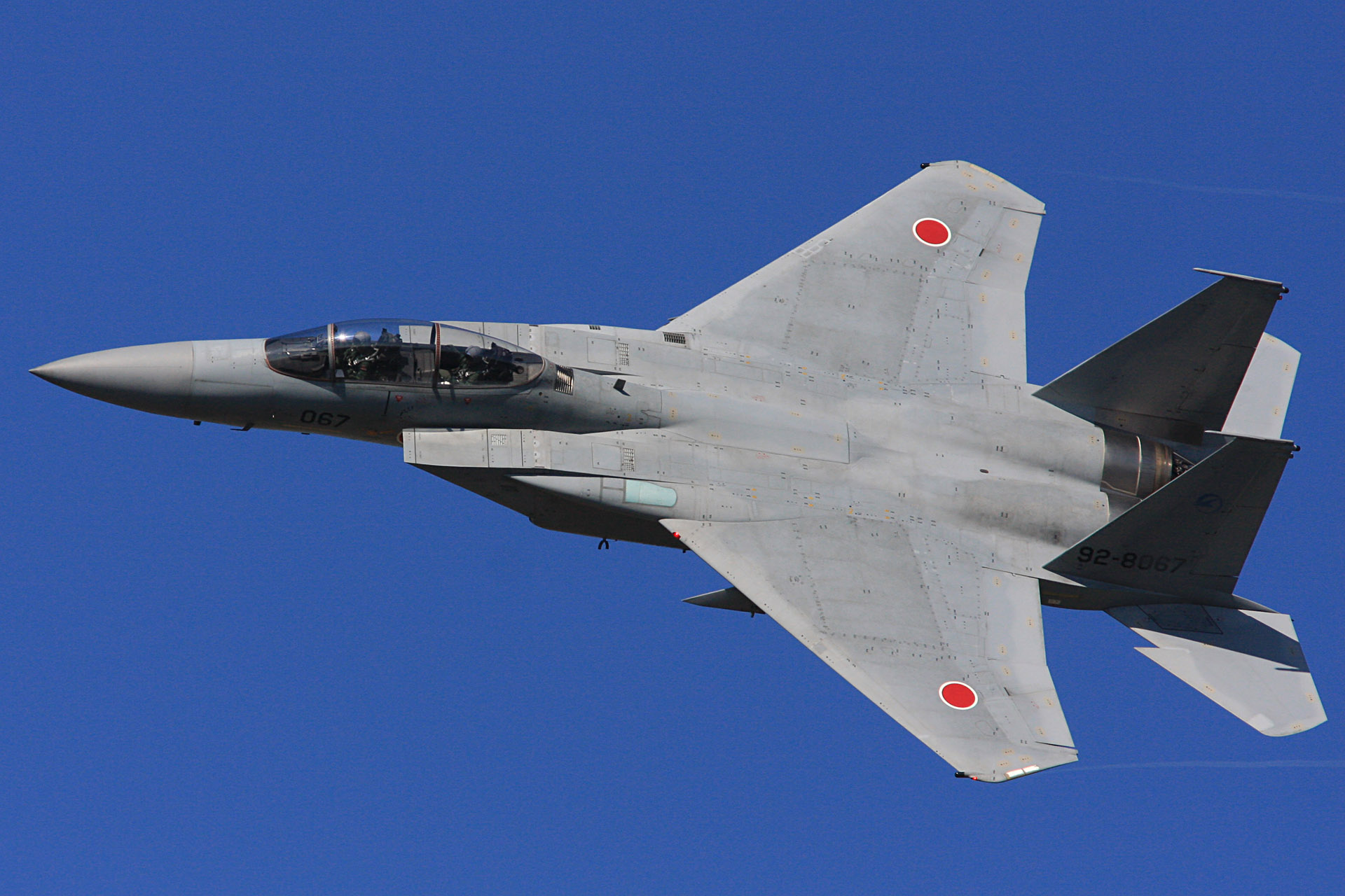 初めて撮りに行った航空ショー。レンズは300mm F4（一部×1.4エクステンダー装着）を使用。軽いレンズは振り回しやすく楽に撮影できる