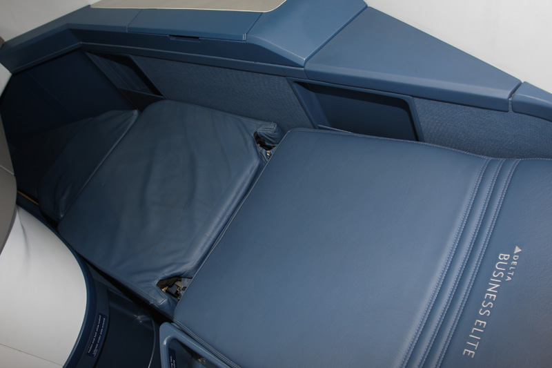 フルフラットにした状態