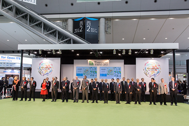 豊田章男氏をはじめ自動車・電機メーカーのCEOなど経済界の重鎮がずらり