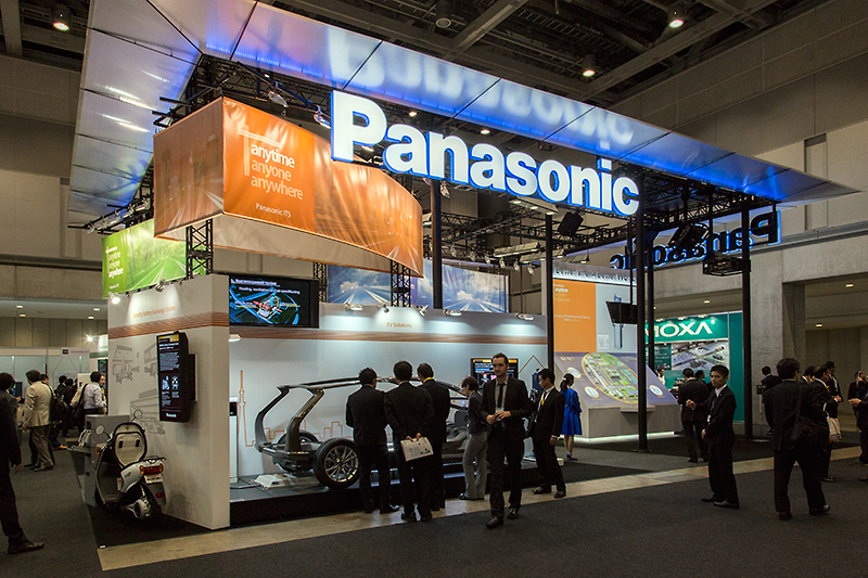 電機メーカーや部品メーカーも数多くブースを構える