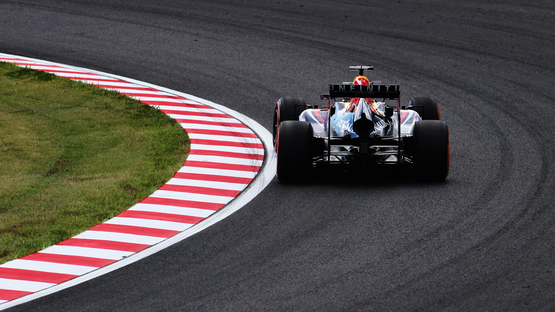 レタッチしてフォトギャラリーに掲載した写真（1920×1080ピクセルで掲載）