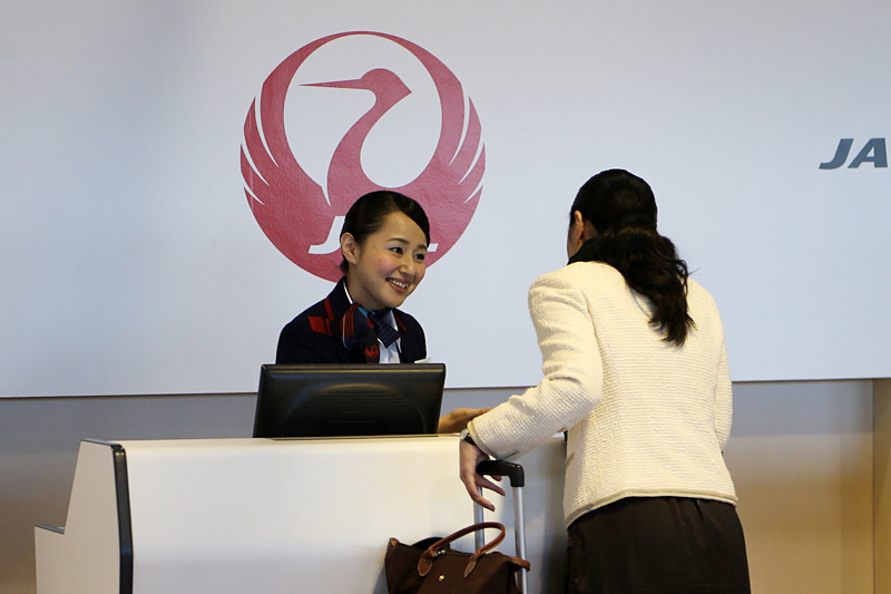 「カウンターチェックイン審査」で行われたロールプレイの様子