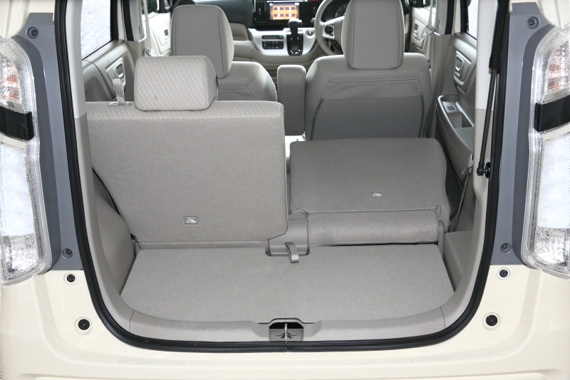 多彩なリアシートのアレンジ