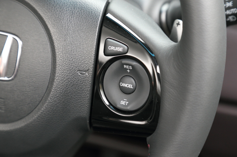 クルーズコントロールの操作スイッチ