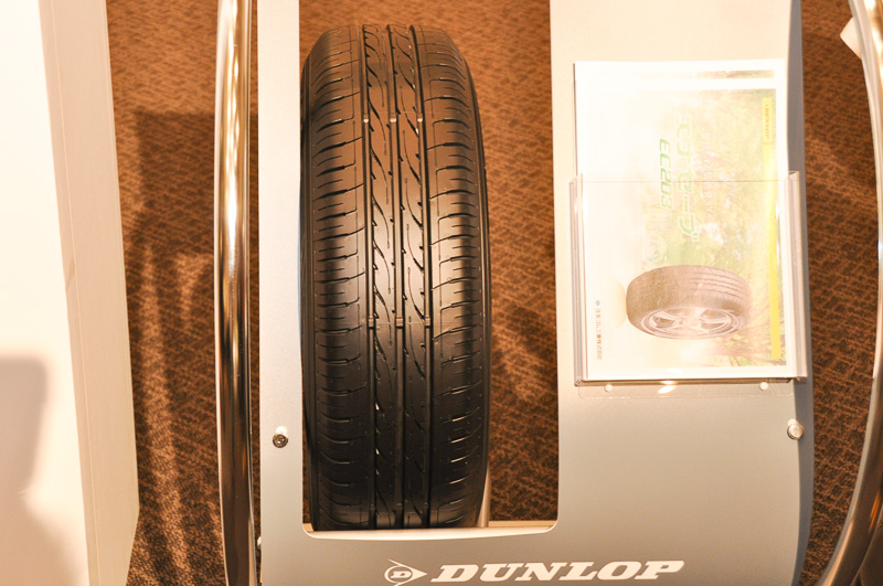 4本リブの軽・コンパクトカー専用パターン。175以下はこちらのパターン