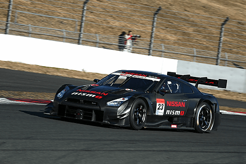kondo　racing　支給品フード付きウェア ニスモフェスティバル　星野一義 2年ぶりとなる「NISMO FESTIVAL」が富士スピードウェイで開催