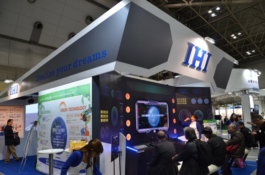 ターボチャージャーを製造するIHIは、2.0リッターディーゼルエンジンと組み合わせるというターボチャージャーを展示してダウンサイジングエンジンのメリットを訴求する。IHIのターボチャージャーは一部のフェラーリ車に採用されたことでも知られており、国内メーカーだけにとどまらず欧州車でも広く採用されているという