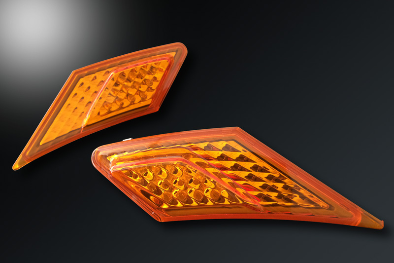 クリアとアンバーの2色を設定