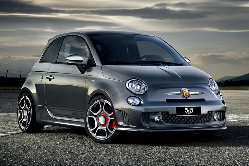 アバルト595 コンペティツィオーネ 5速MT仕様