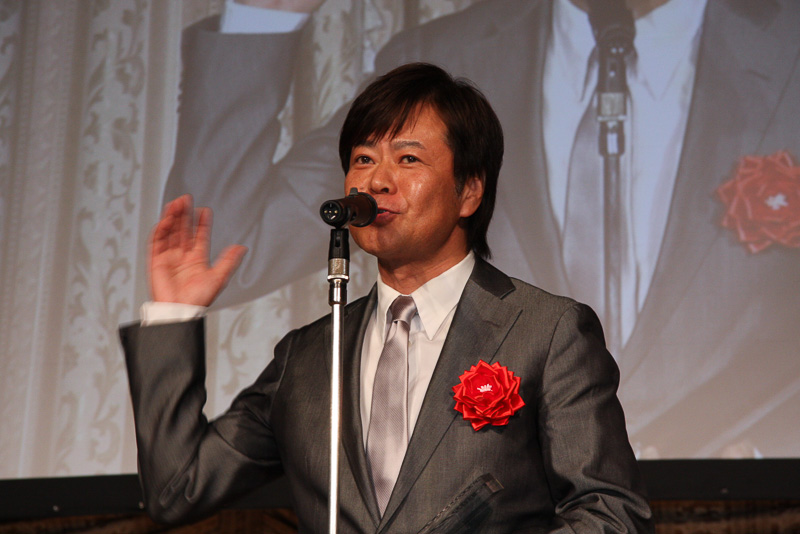 「ホンダではインターナビというカーナビゲーションから走行データを取得して交通情報にも活かしています。また、東日本大震災のときや2月の豪雪時には、通行できた道路の情報を、社会に役に立つデータとして提供しています」と語るホンダの三河氏