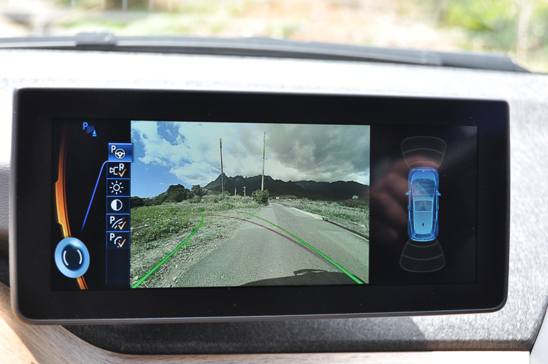 バックカメラの映像はとても高精細