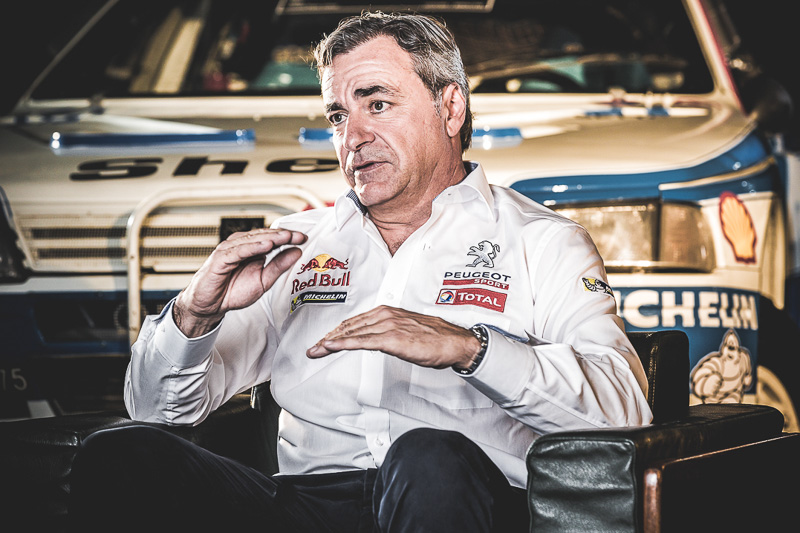 WRC（世界ラリー選手権）で数多くの勝利を記録し、ダカールラリーでも2010年に優勝しているカルロス・サインツ（Carlos Sainz）選手