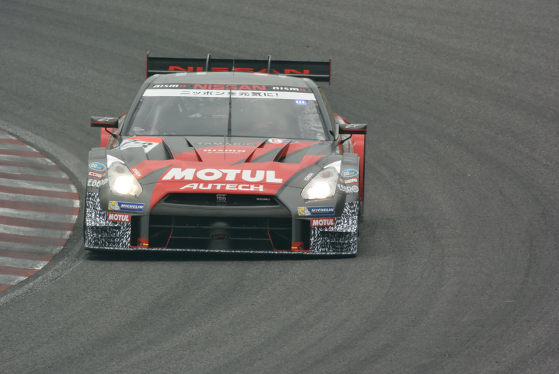 S字1つ目を810mm（35mm判換算）で撮影。リサイズのみ