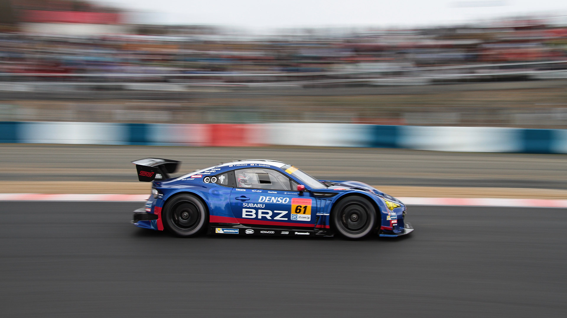 第5戦 富士で優勝したGT300クラスの61号車 SUBARU BRZ R＆D SPORT