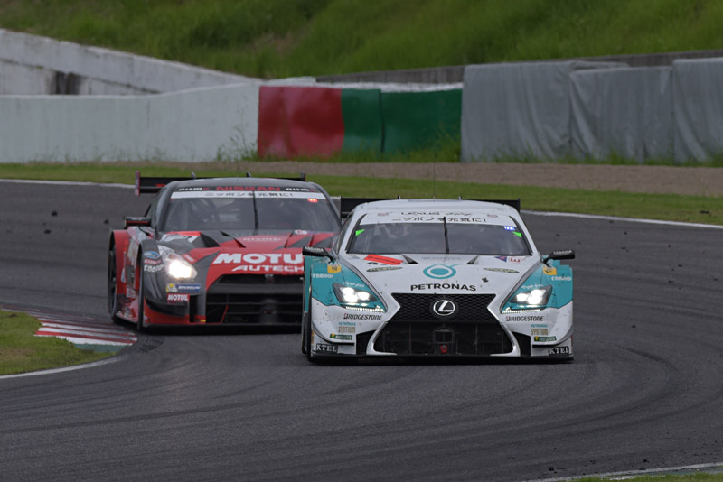 GT500クラスのトップ争いの証拠写真