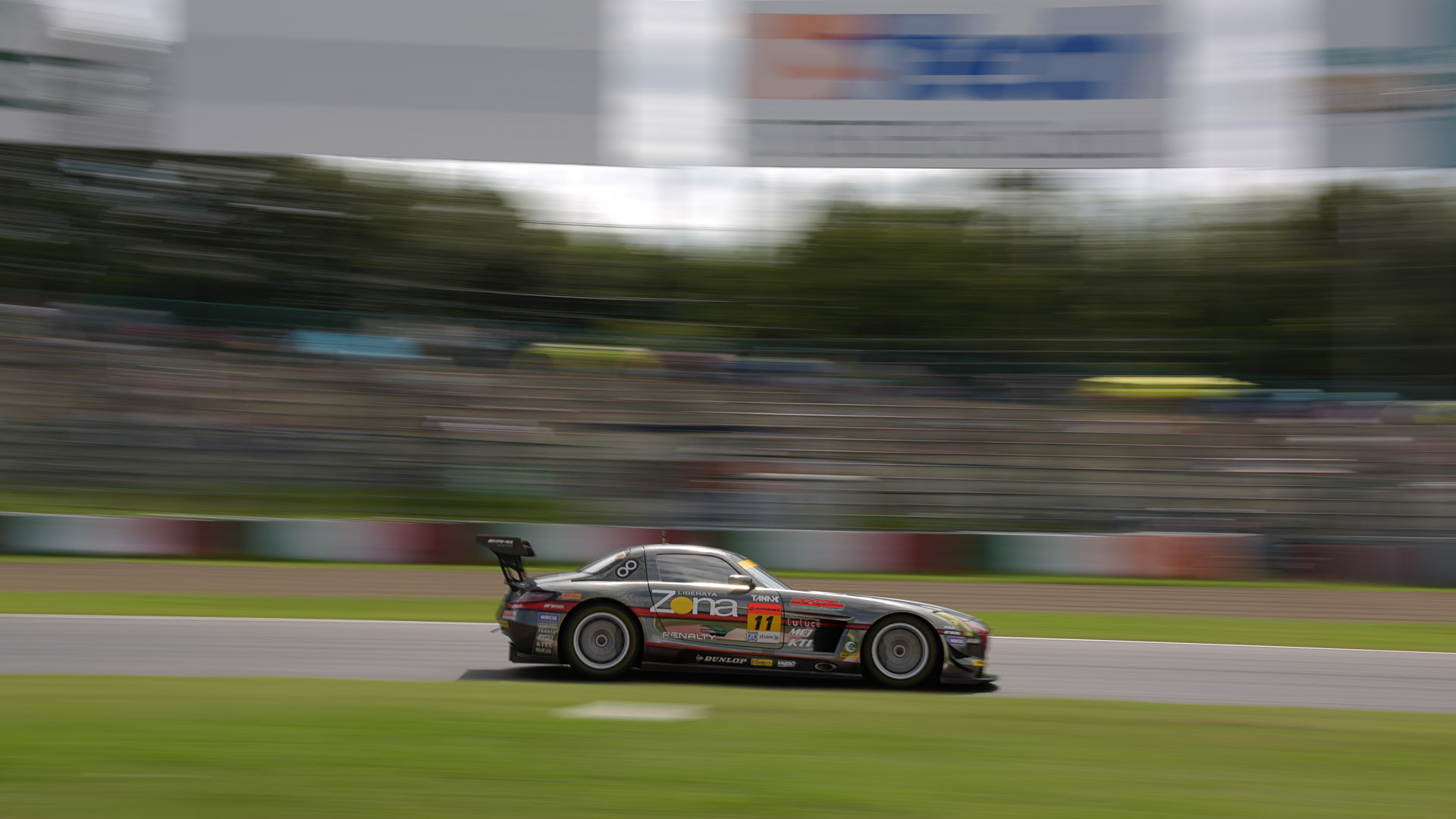 レタッチしてフォトギャラリーに掲載した画像