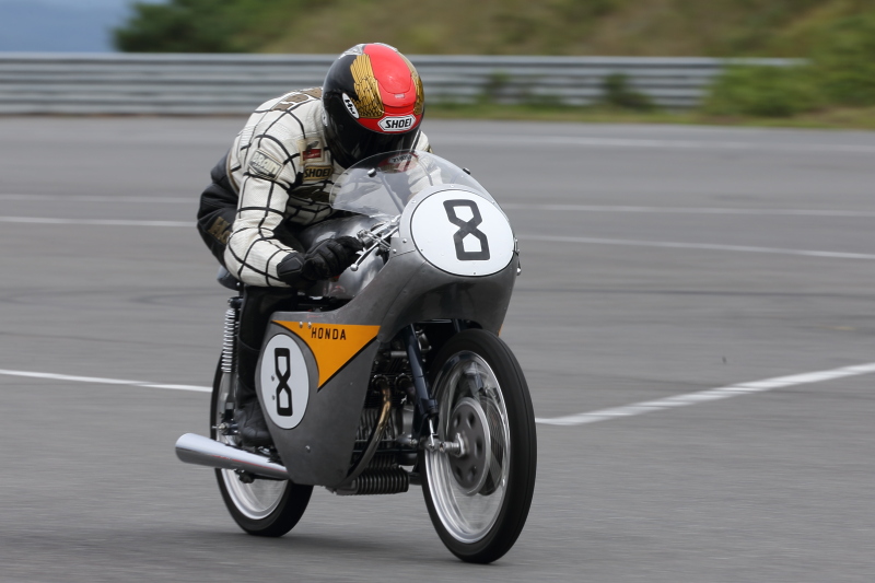 ホンダ初のレーシングマシンで、今もなお世界のモータースポーツに挑み続けているホンダの記念碑マシン。MotoGPやF1への挑戦も、すべてはここから始まったのだ