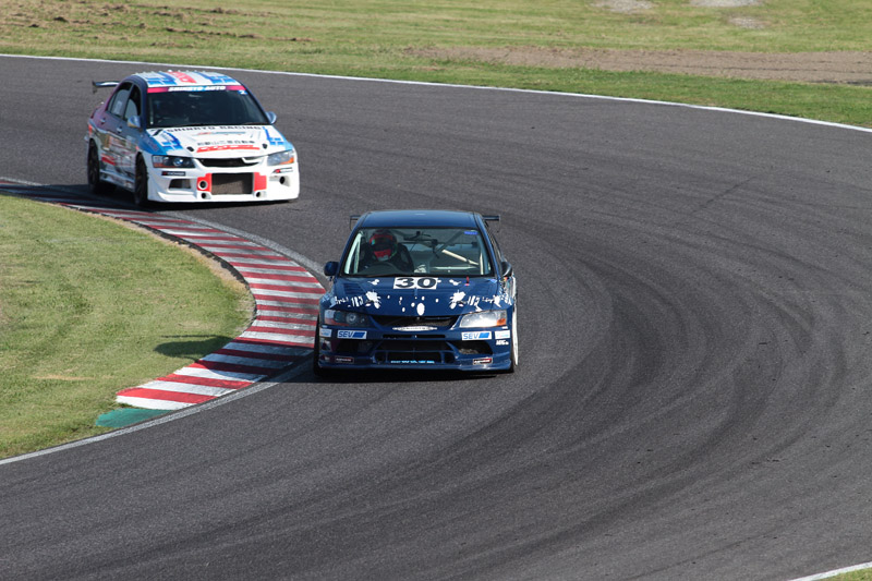 300mm（35mmフィルム換算で480mm）で撮影