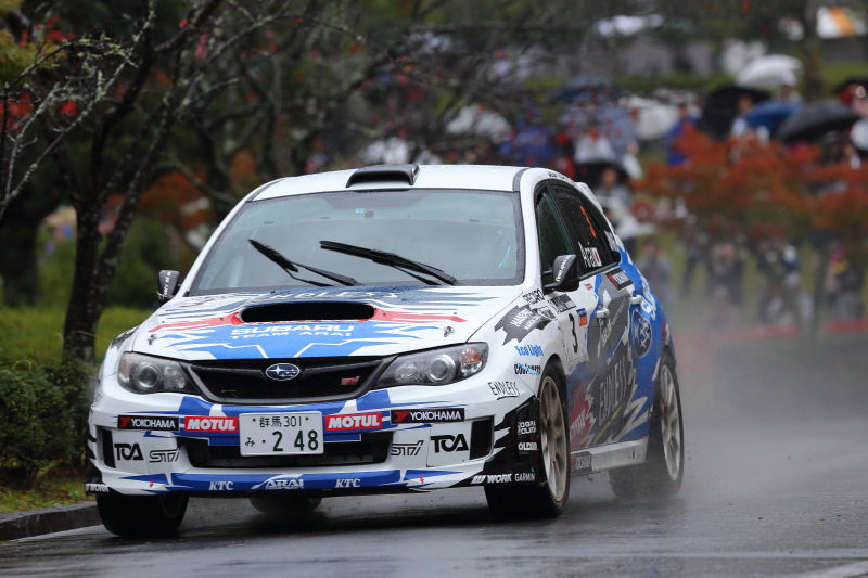 JN6クラス 2位　アライモータースポーツWRX-STI　新井敏弘/竹下紀子組