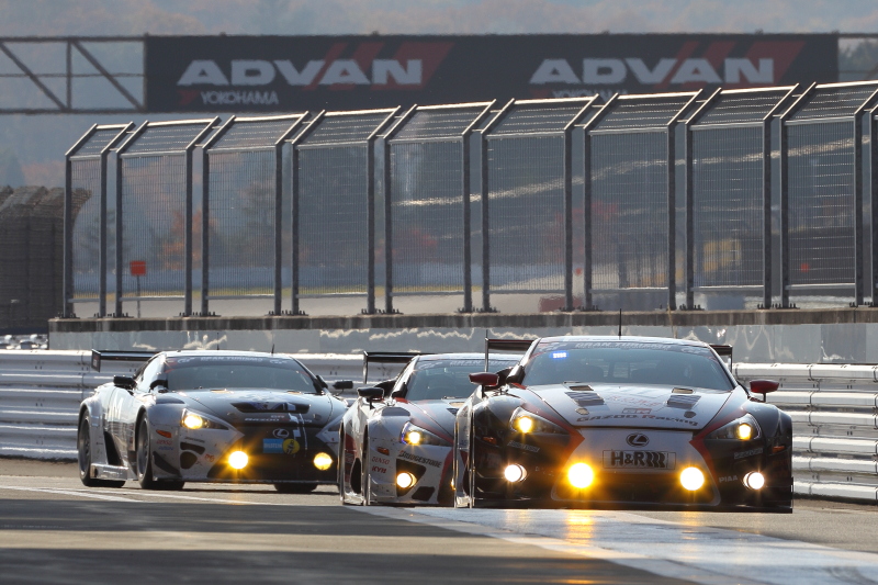 ニュルブルクリンク24Hレース出場車の走行もダカールラリー出場車の大ジャンプもすべて同乗体験ができた