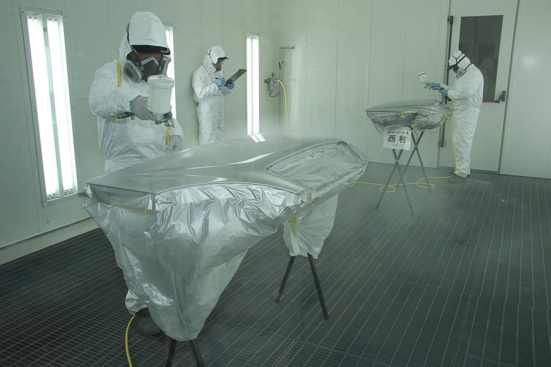 塗装中のようす