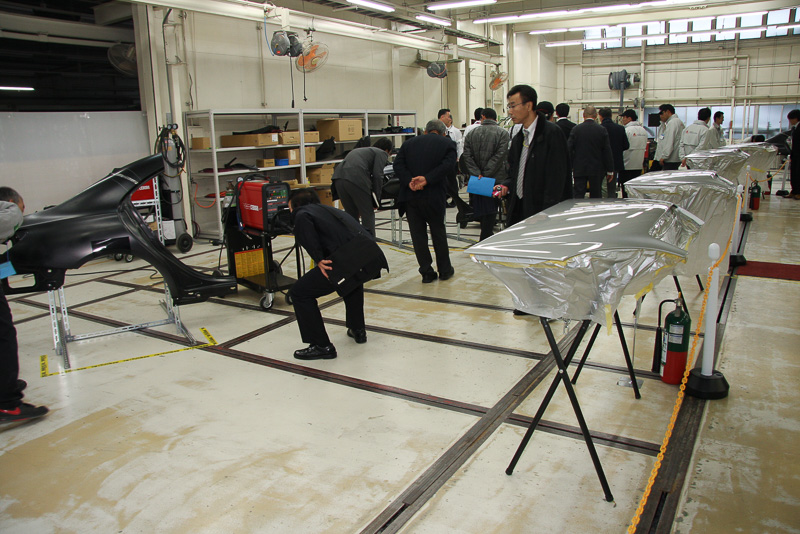 実技審査終了後に行われた見学会のようす