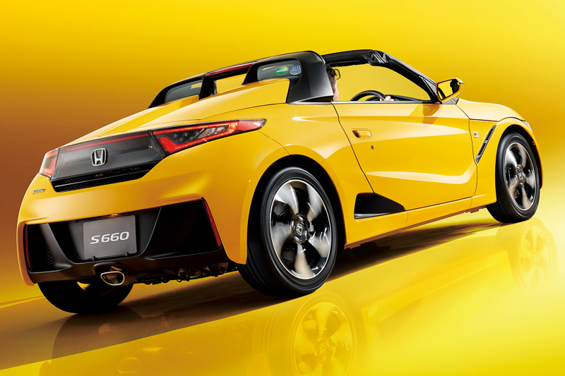 小さな弾丸をイメージさせる「ENERGETIC BULLET」が外観デザインのキーワード