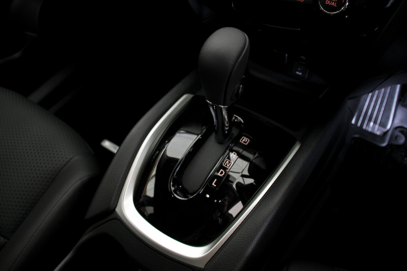 トランスミッションはCVT