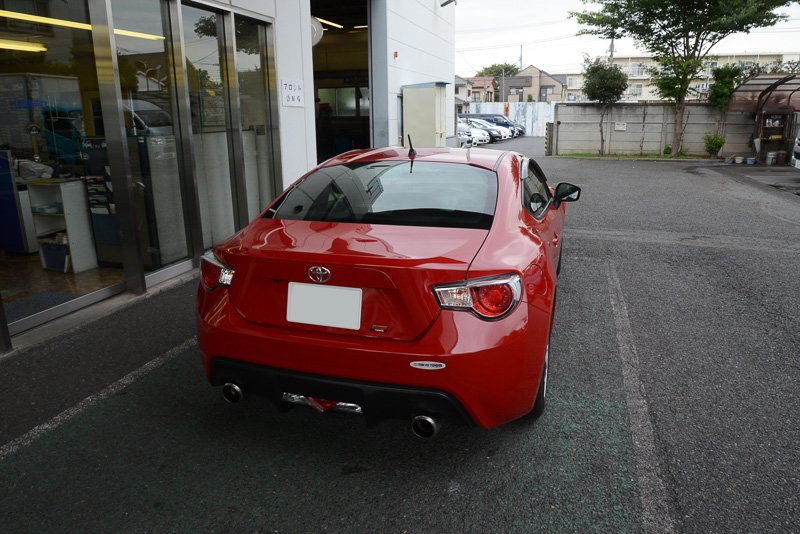 いつも通り東京トヨタ井草店さんに到着