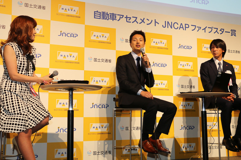 今回の自動車アセスメントで最高得点となったレガシィの開発責任者である富士重工業 商品企画部 プロジェクトゼネラルマネージャーの堀陽一氏